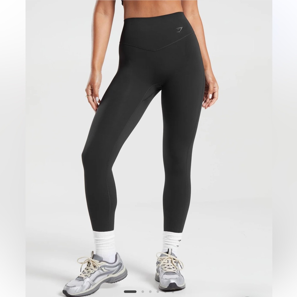 Gymshark Elevate leggings